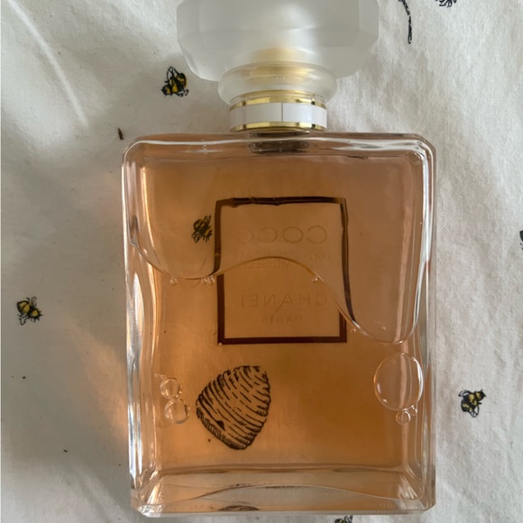 Coco Chanel - Picture 2 of 3